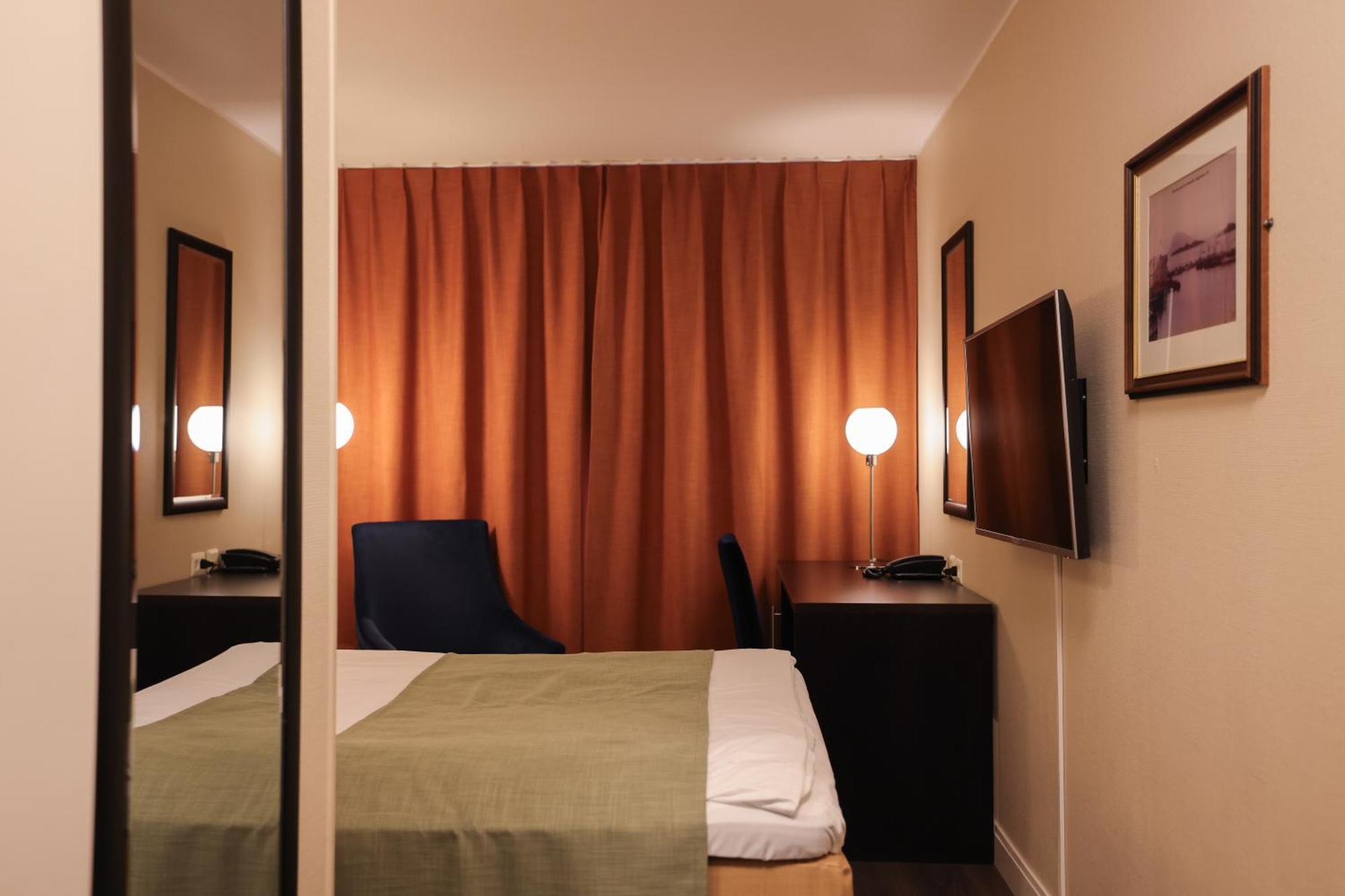 Quality Hotel Floro Luaran gambar