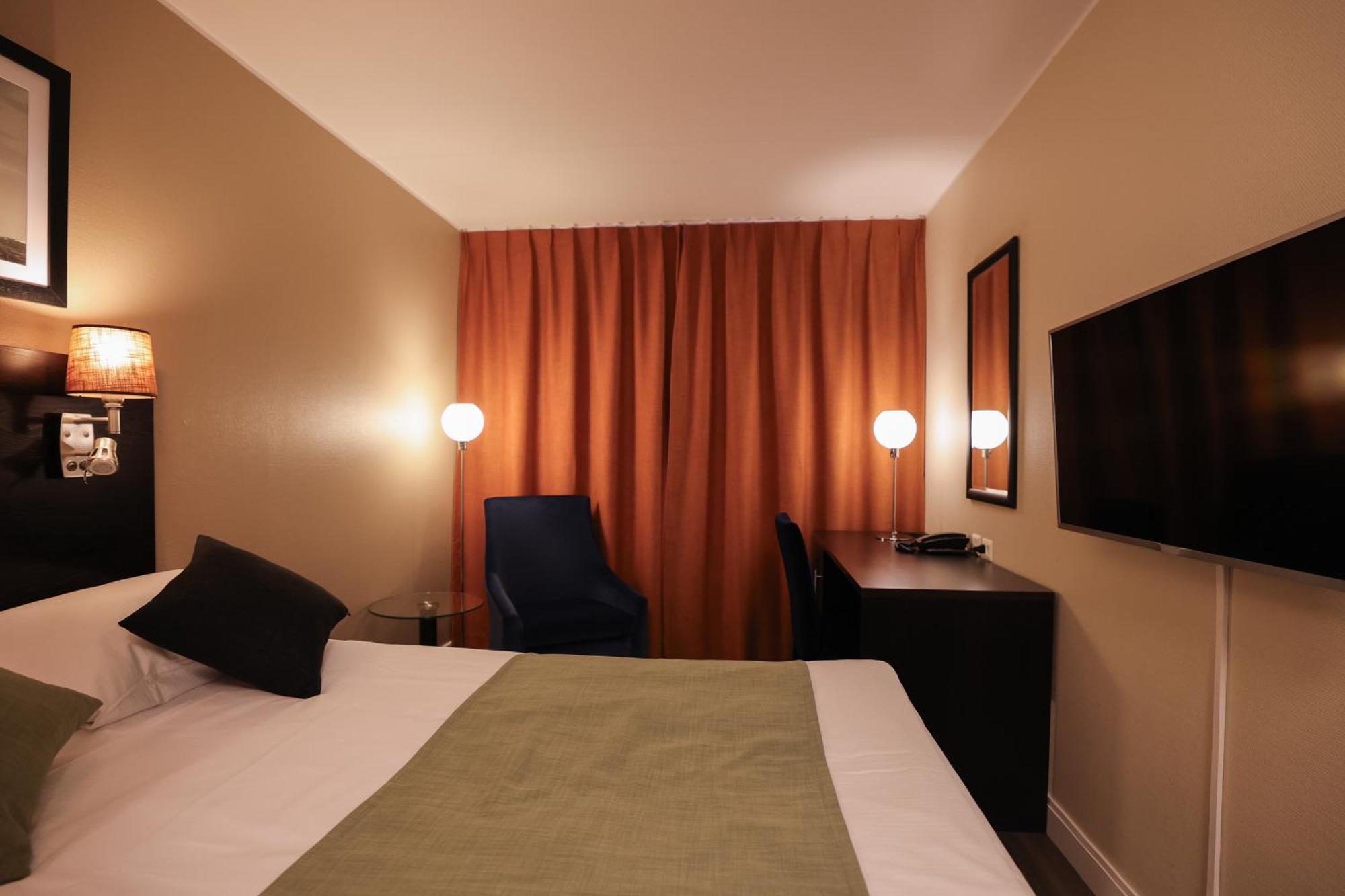 Quality Hotel Floro Luaran gambar