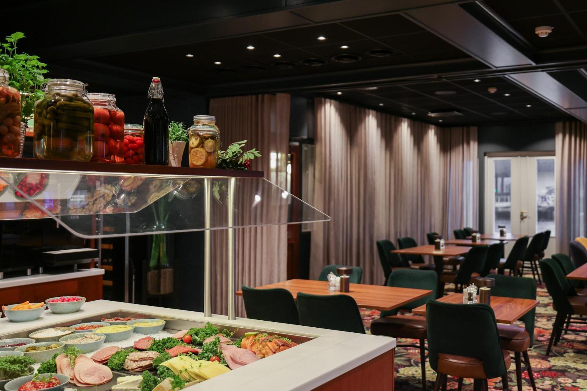 Quality Hotel Floro Luaran gambar